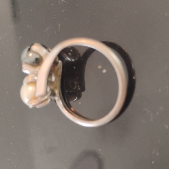 Uncas Sterling Vintage White/Black Pearl Bypass Ring Size 6 - Picture 5 of 9